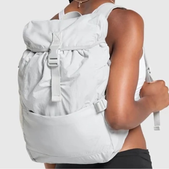 Gymshark Drawstring Backpack - Picture 16 of 16